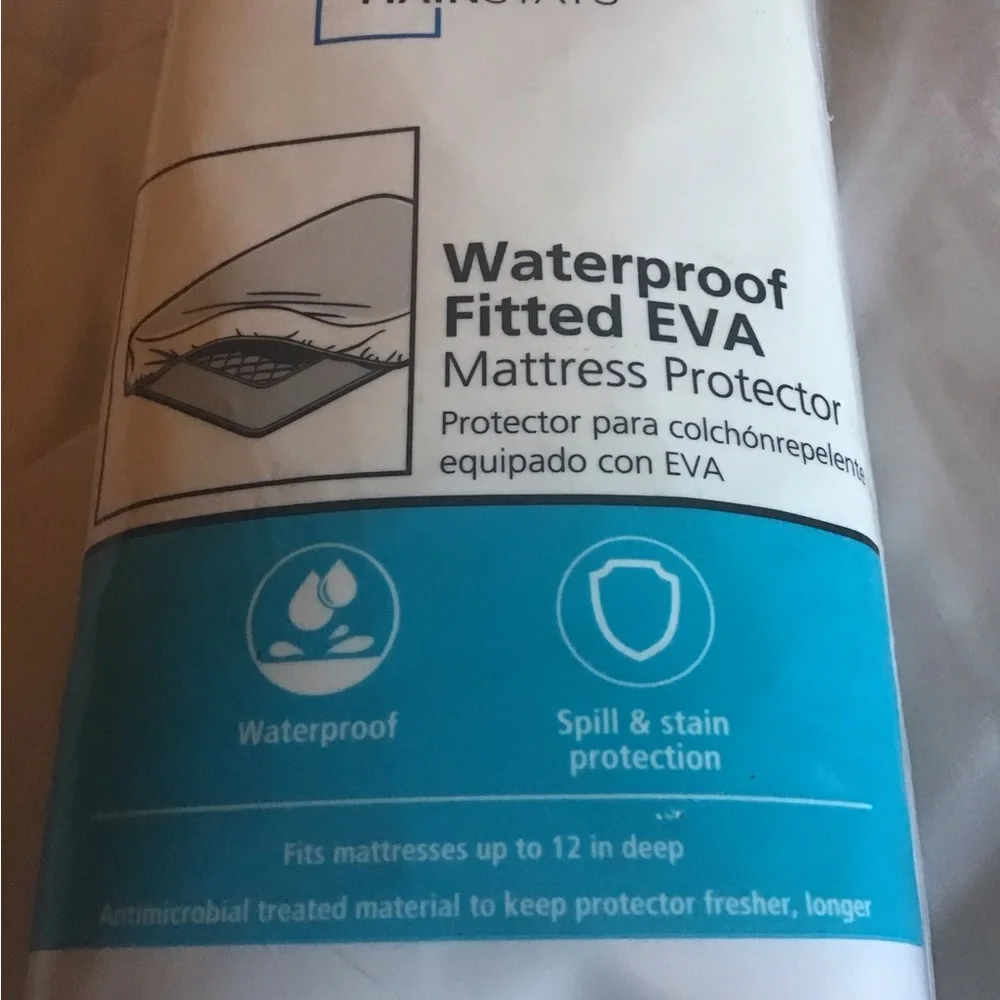 Mainstays twin waterproof fitted Eva mattress protector NEW